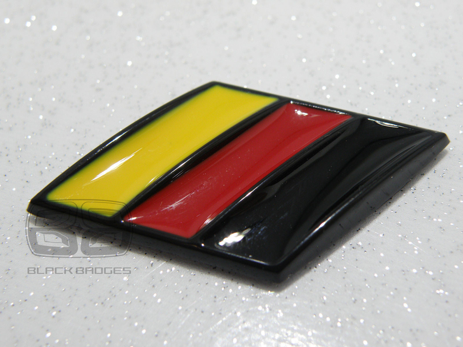 GERMAN FLAG RACING CAR BADGE VW GOLF GTI RS4 BMW 3 5 SERIES AUDI CLASSIC RETRO