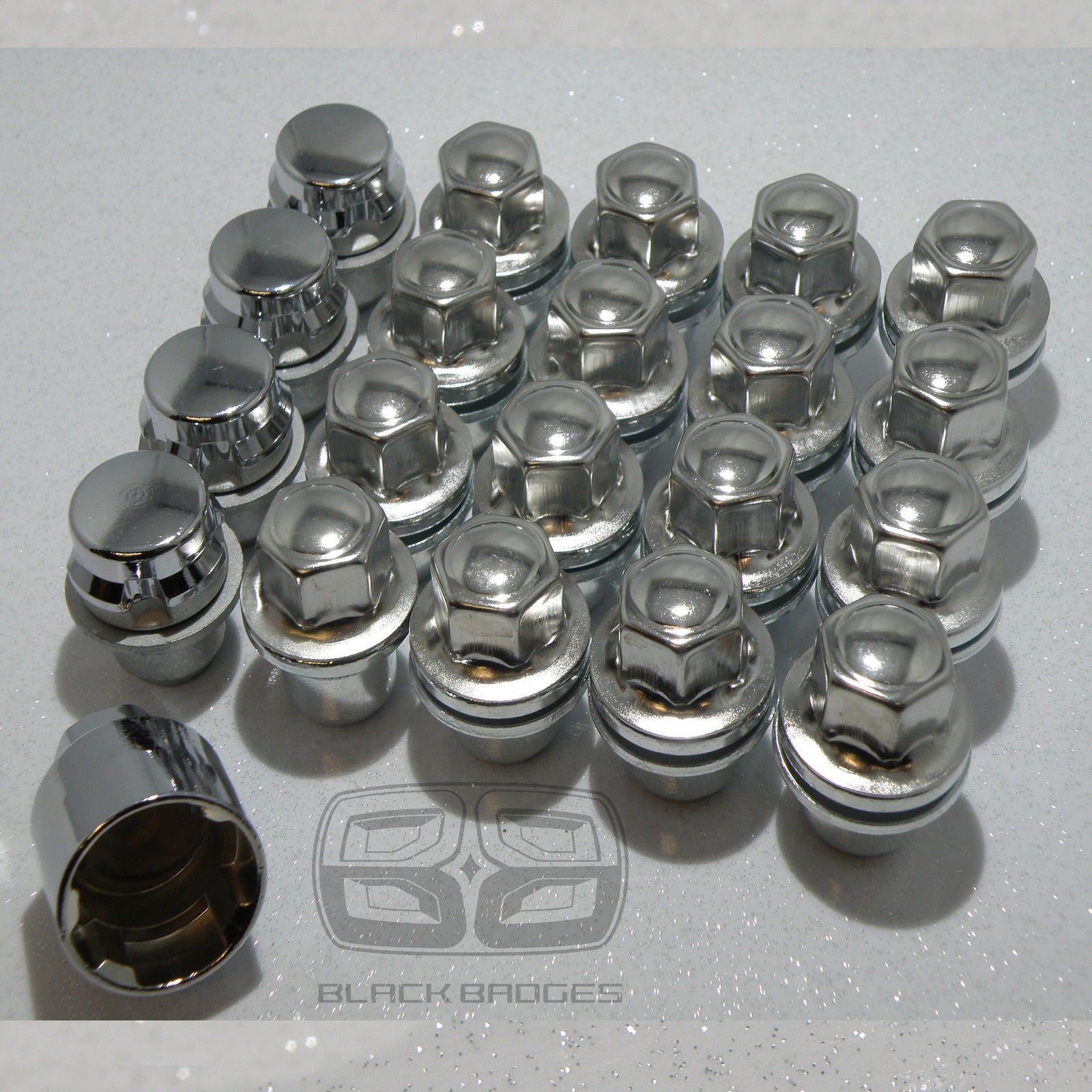 A SET OF 16 23mm RANGE ROVER DISCOVERY SPORT VOGUE ALLOY LOCKING WHEEL BOLTS NUTS