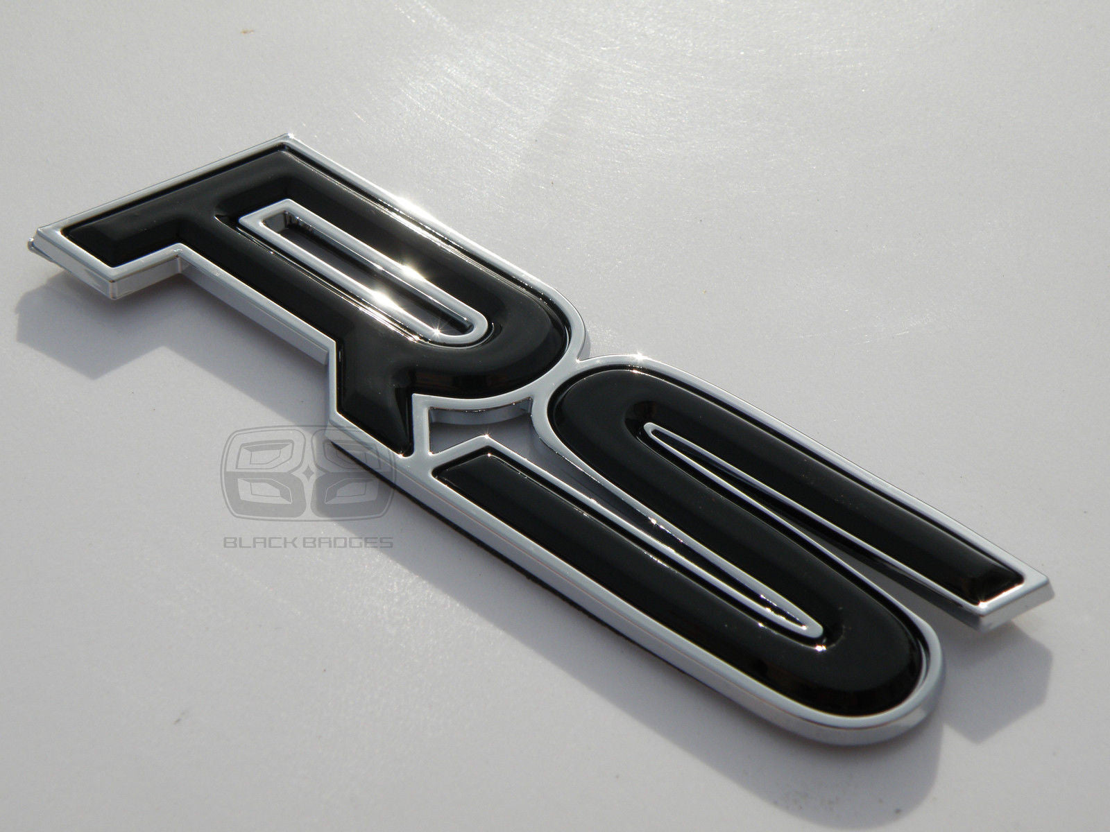 RS BLACK CHROME LIP EDGE BADGE