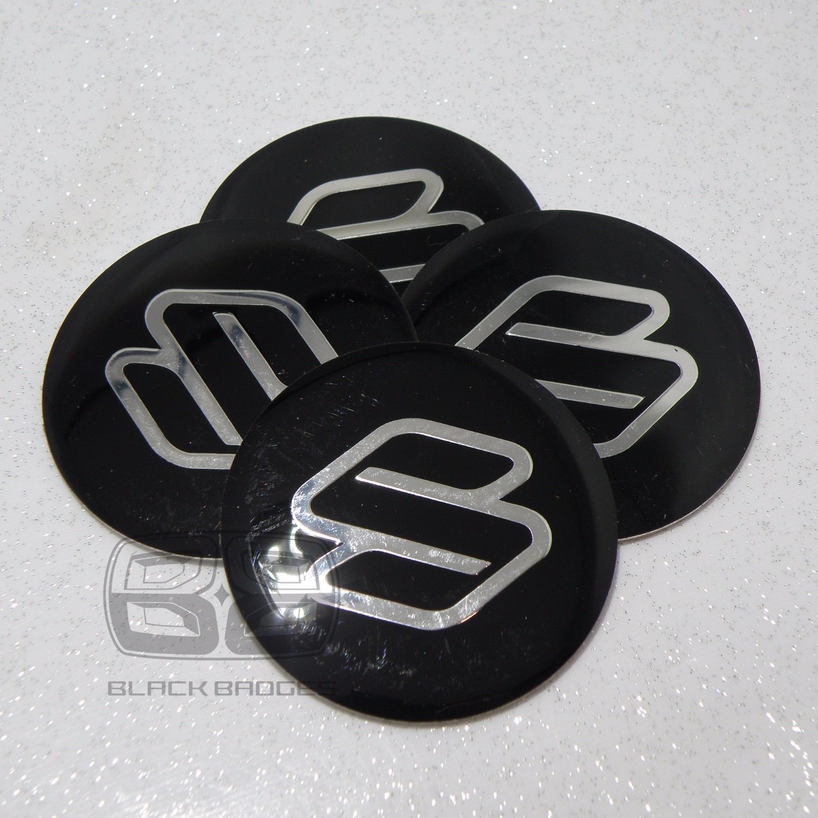 50mm SUZUKI ALLOY WHEEL CENTRE CAP BADGES CAPS 50 mm 5CM BLACK SILVER LOGO