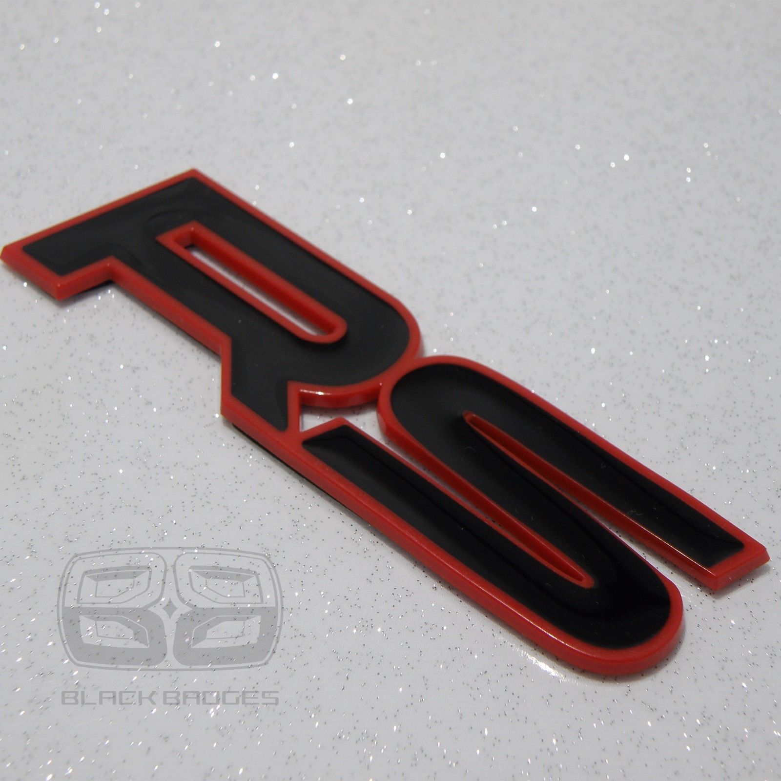 RS BLACK RED LIP EDGE BADGE