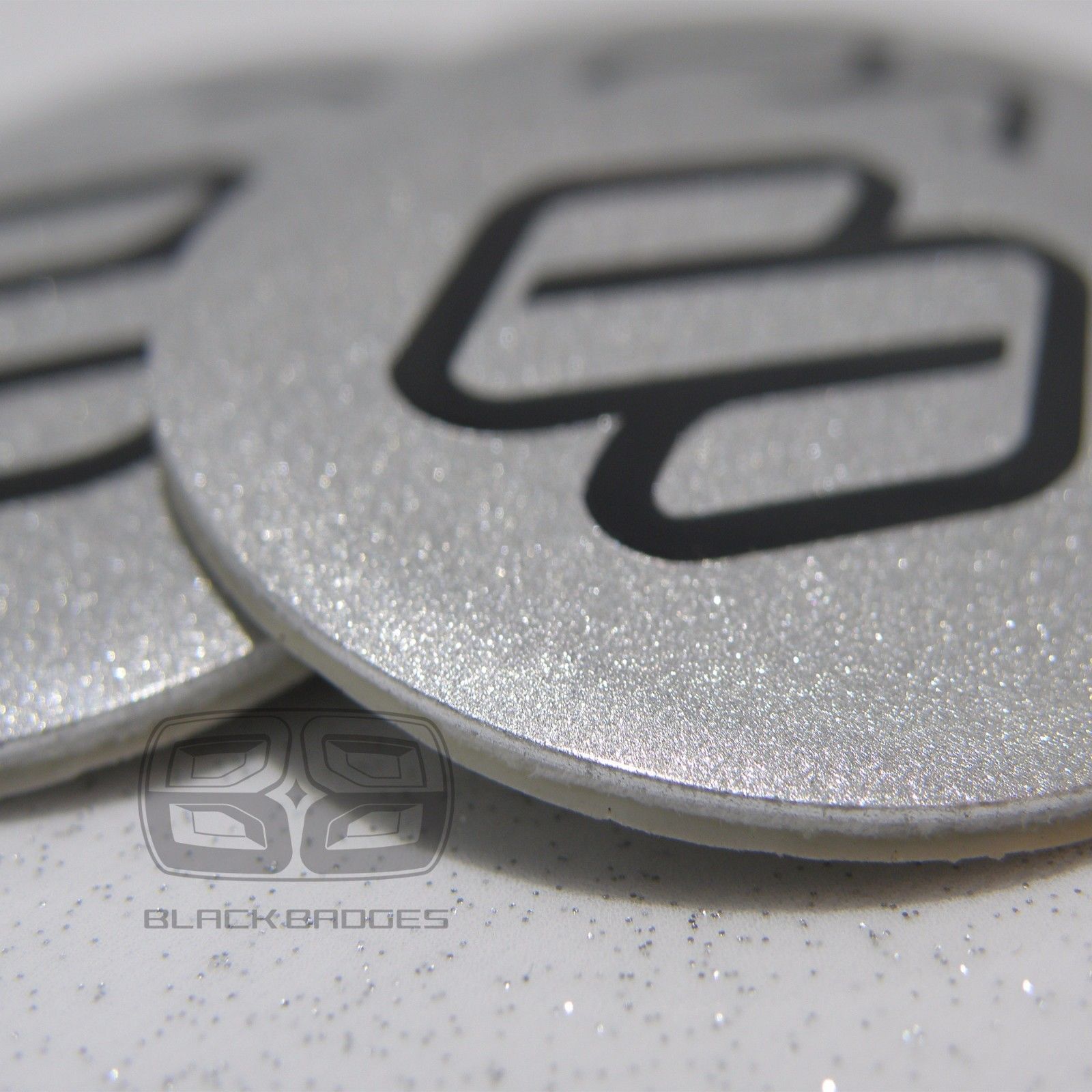 60mm SUZUKI ALLOY WHEEL CENTRE CAP BADGES CAPS 50 mm 6CM SPARKLE SILVER BLACK