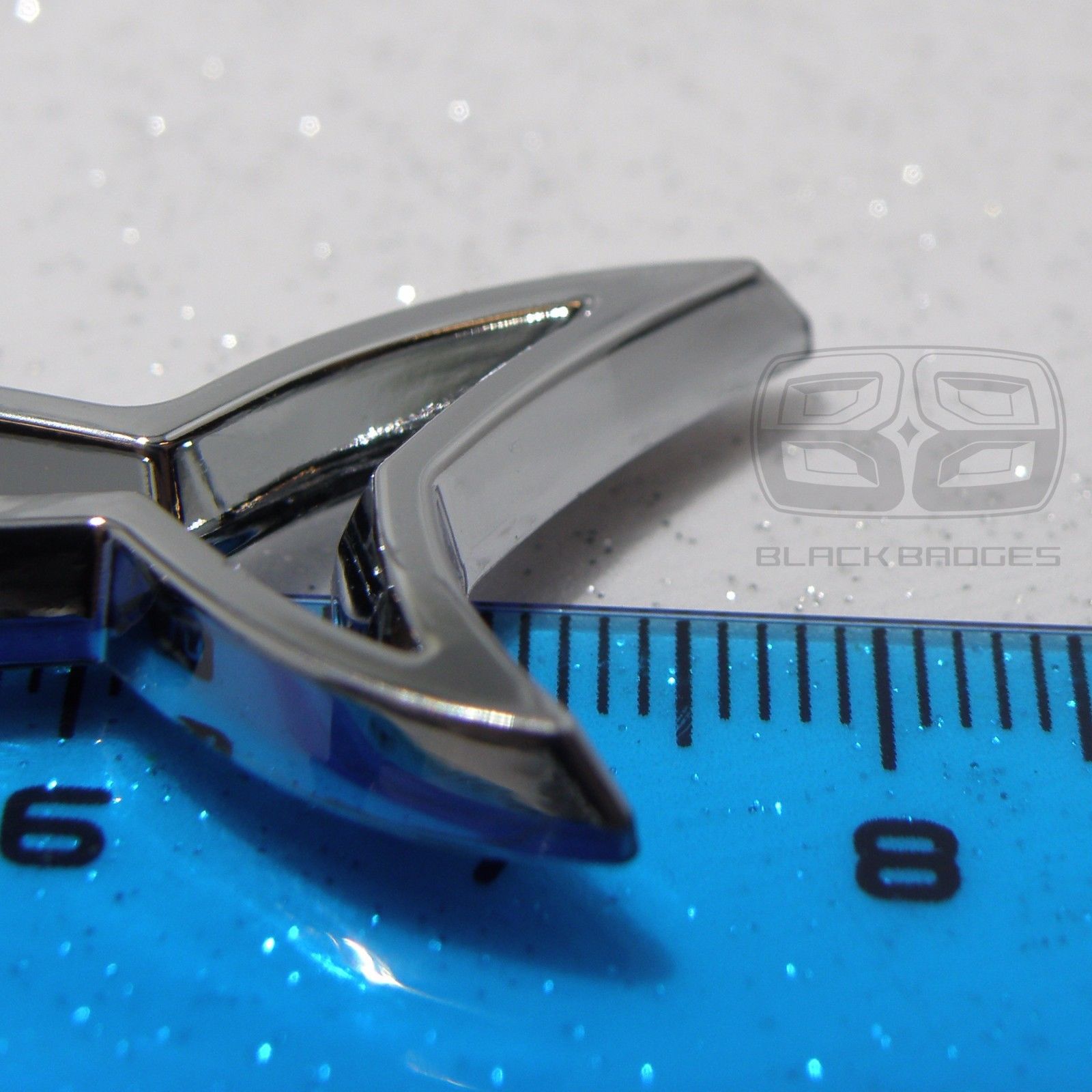 CHROME SHARK JAWS GREAT WHITE CAR 3D BADGE DIVING SCUBA VAN BIKE STICKER DOOR KA